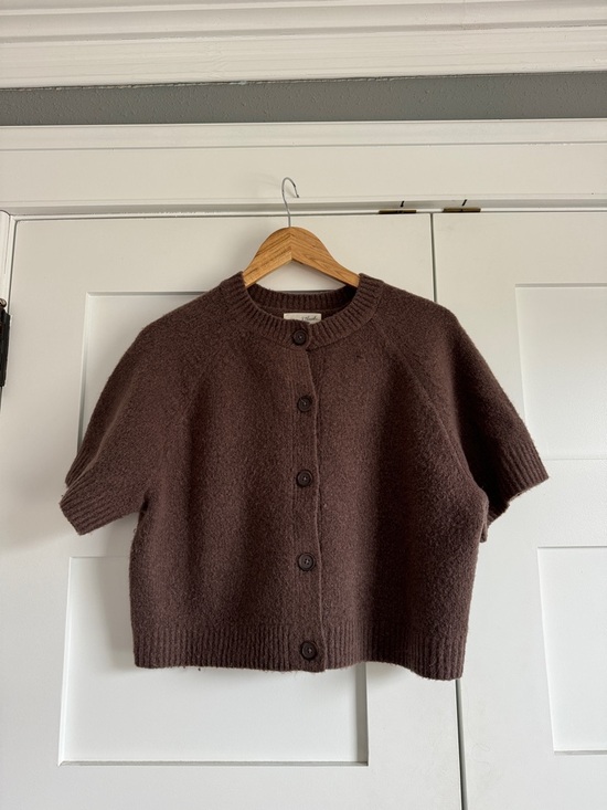 Universal Thread Sweaters - Universal Thread Button-Front Shortsleeved Cardigan